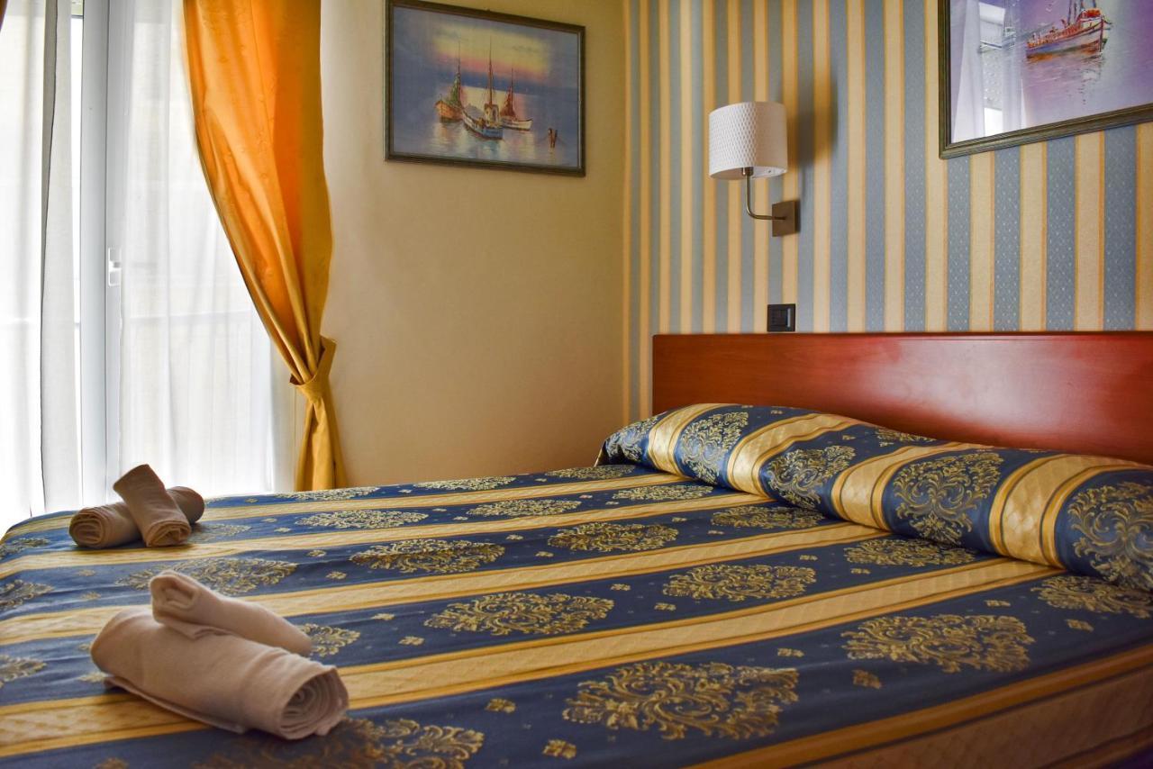 Hotel Dear Rimini Exterior photo